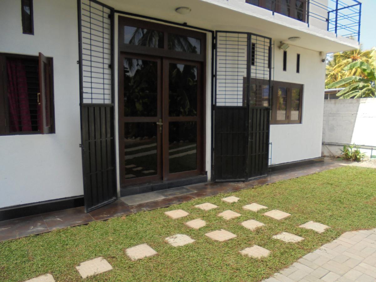 Jmf Hotel Negombo Ngoại thất bức ảnh
