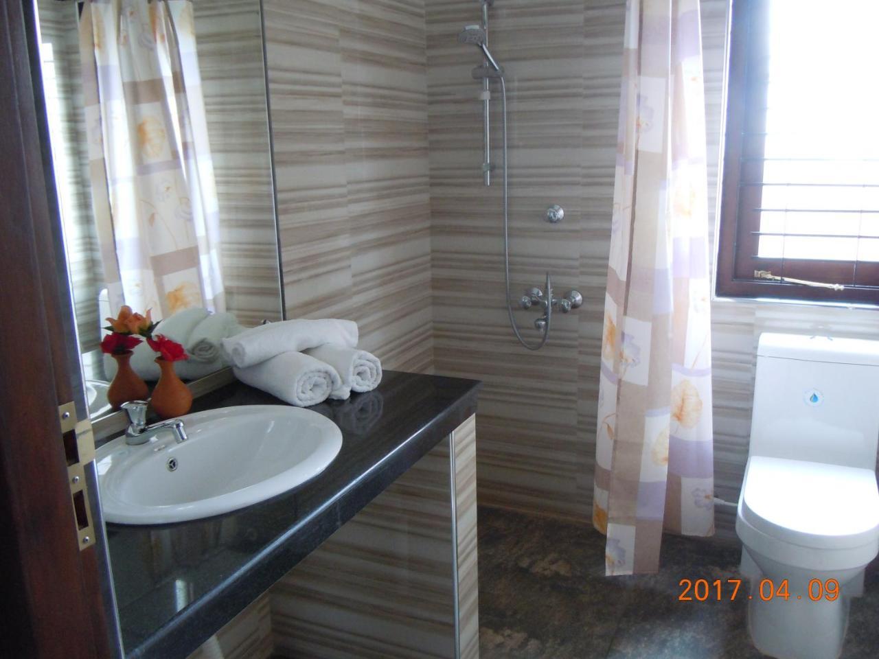 Jmf Hotel Negombo Ngoại thất bức ảnh