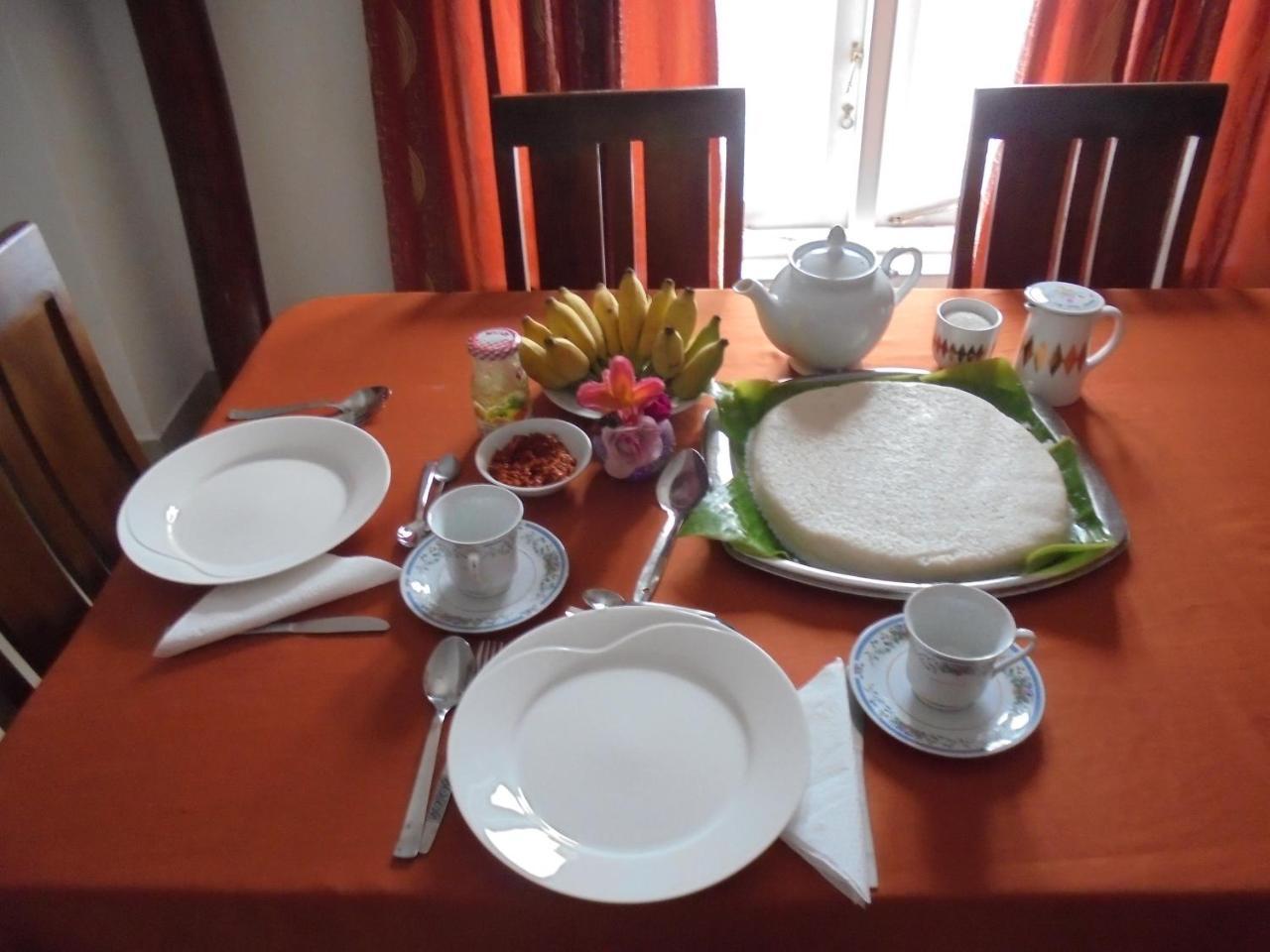 Jmf Hotel Negombo Ngoại thất bức ảnh