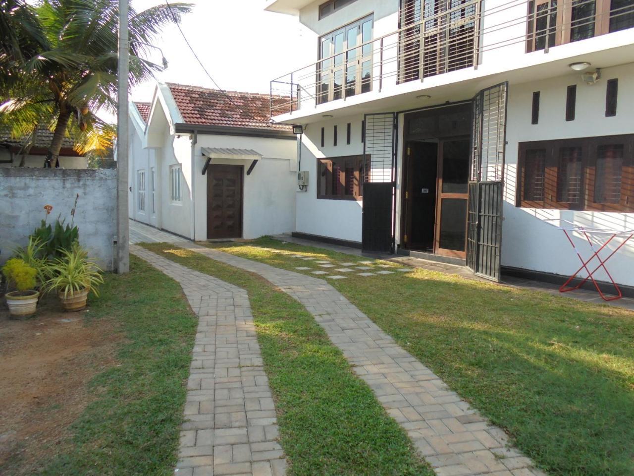 Jmf Hotel Negombo Ngoại thất bức ảnh