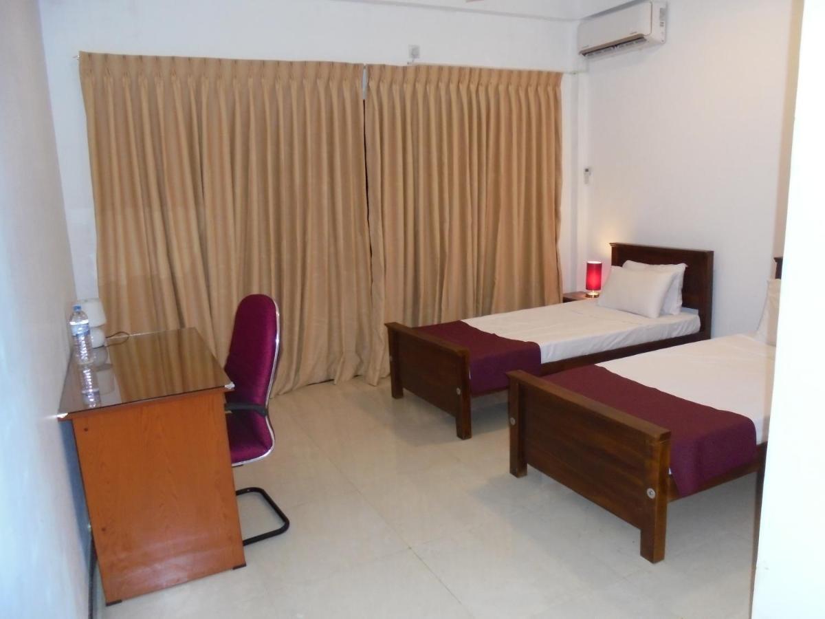 Jmf Hotel Negombo Ngoại thất bức ảnh